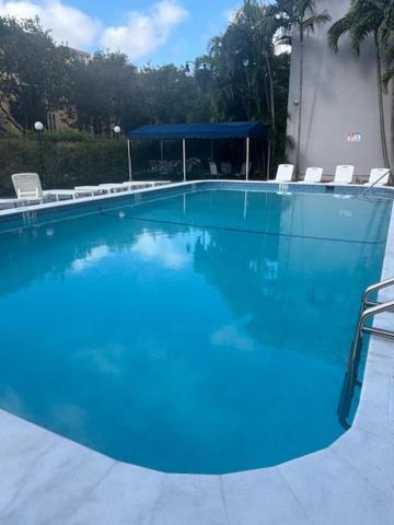 Cute, Cozy Walk To The Beach! Appartamento Miami Beach